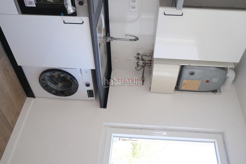 Foto b3ccdec9-2e82-4c2b-8468-c9065530df6f. Piso en Couto Ourense