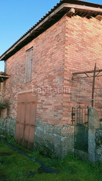 Foto 5d5032f2-b189-4fac-8c8d-52efe0f2977d. Casa amb calefacció a Pereiro de Aguiar (O)