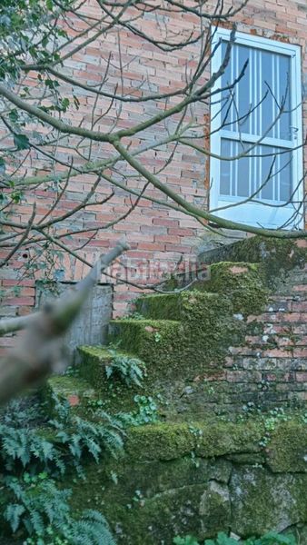 Foto f047d9b1-ab4d-4ff5-bdd2-bd7b56f9932a. Casa amb calefacció a Pereiro de Aguiar (O)