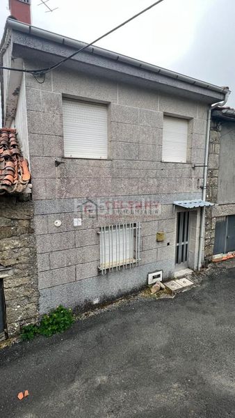 Foto 5c0e1c70-a2e2-486f-9489-ae199b12a009. Maison jumelée avec chauffage dans Nogueira de Ramuín