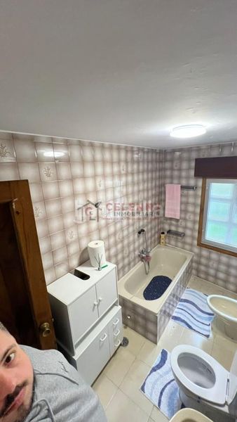 Foto f84d0159-ed5e-4251-a9a6-fece2a359b14. Maison jumelée avec chauffage dans Nogueira de Ramuín