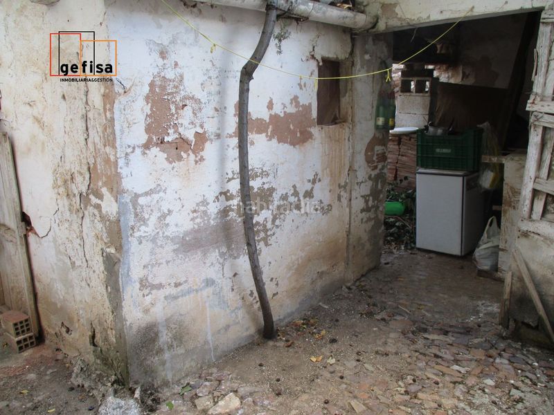 Foto 5b0c597b-ad59-44b0-859b-2ea8fb1b3836. Casa amb aparcament a Valdepeñas