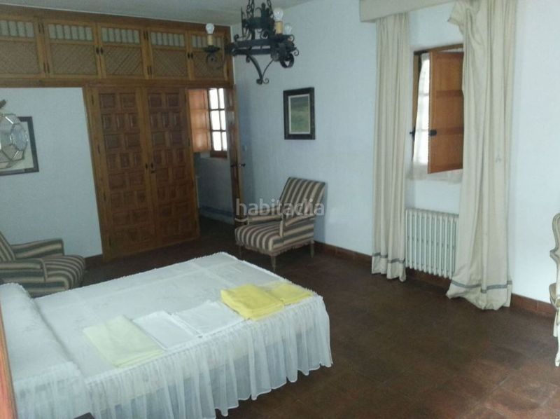 Foto d3123b6a-0a8b-4124-b16c-23ce2190c398. Casa amb calefacció a Valdepeñas