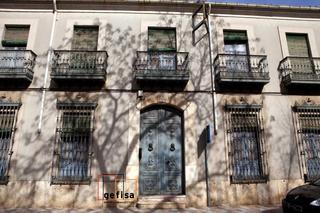 Casa en Valdepeñas. Casa en venta en paseo de la estación.