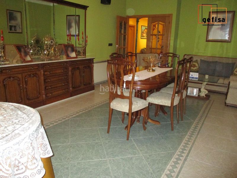 Foto 3af971d2-cd38-450c-b6f8-9fc3312bd8c0. Casa amb calefacció aparcament a Valdepeñas