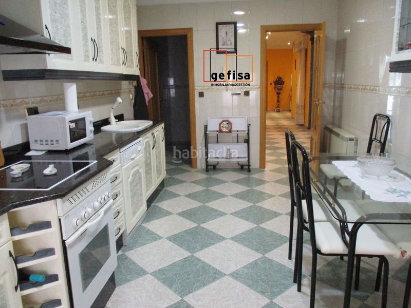 Foto a8f24e81-da38-46fd-81e1-4ad13a568729. Casa amb calefacció aparcament a Valdepeñas