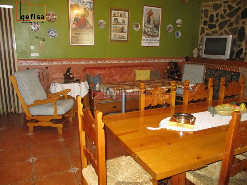 Foto be8b7a7d-fcb7-479f-9918-4074e3818383. Casa amb calefacció aparcament a Valdepeñas