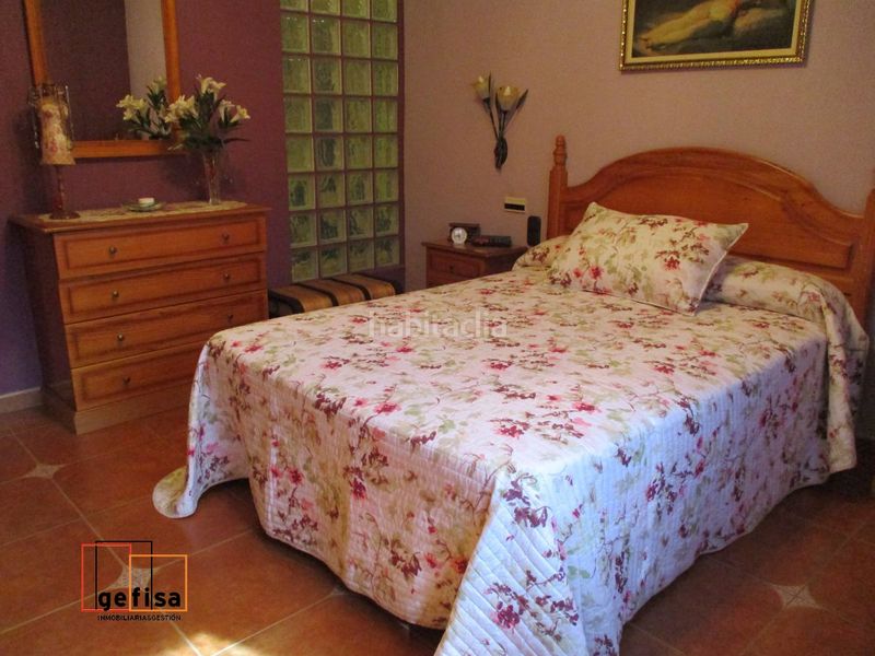 Foto cb0cda29-9ea2-4b15-9e48-44692fc76c47. Casa amb calefacció aparcament a Valdepeñas