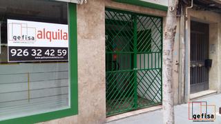 Geschäftsraum in Valdepeñas. Local en venta en centro.