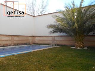 Casa  Calle ferrocarril. Casa en venta en paseo de la estación, 4 dormitorios.