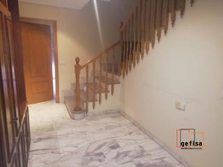 Casa a Valdepeñas. Casa en venta en centro, 3 dormitorios.