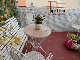 Casa adossada  Triana. Adosado en venta en barrio de la manzana, 3 dormitorios.
