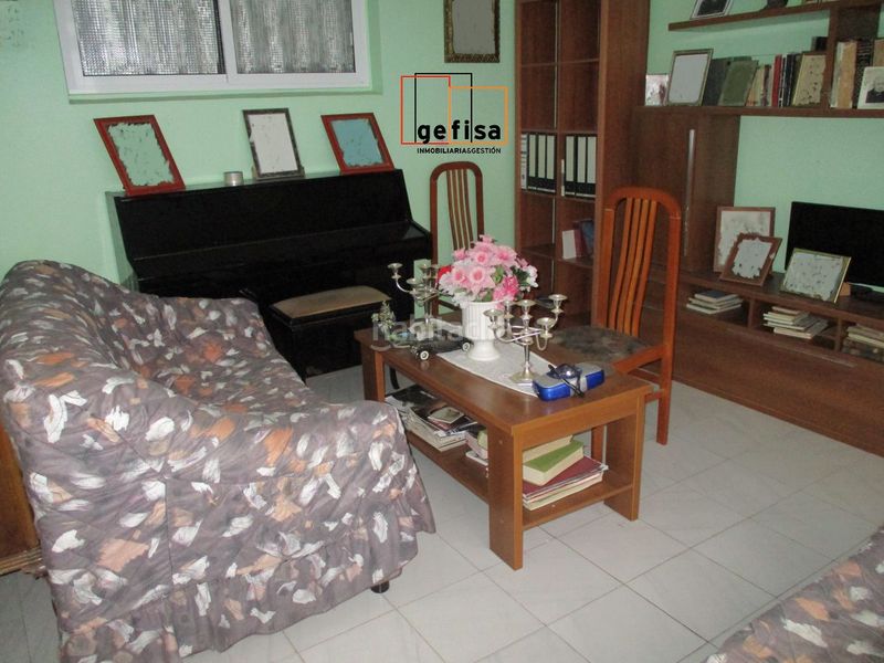 Foto a8417d8d-3673-4b1c-b0cc-dfb0f1f93eb6. Casa amb calefacció a Valdepeñas