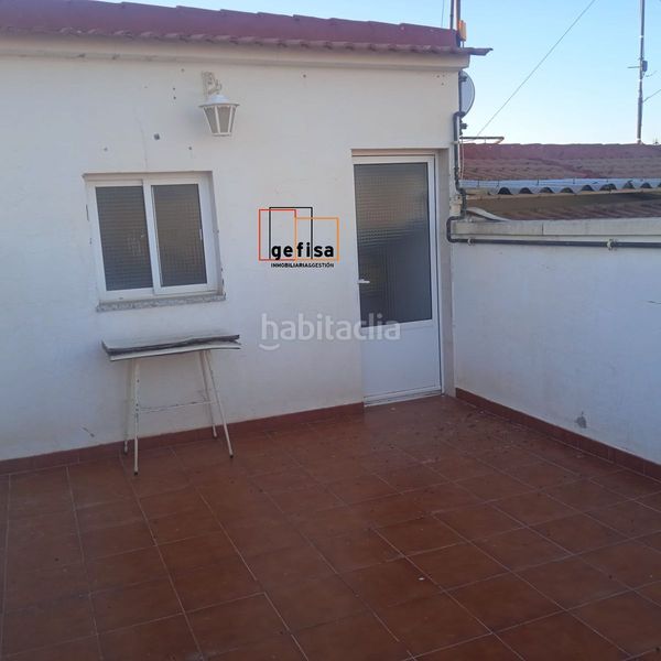 Foto eaa8819c-609e-4f24-8500-3bda00bc6915. Casa amb calefacció aparcament a Valdepeñas