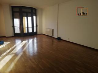 Pis a Valdepeñas. Piso en venta en 1 de julio, 4 dormitorios.