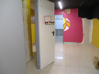 Miete Geschäftsraum in Valdepeñas. Local en alquiler en 1º de julio.