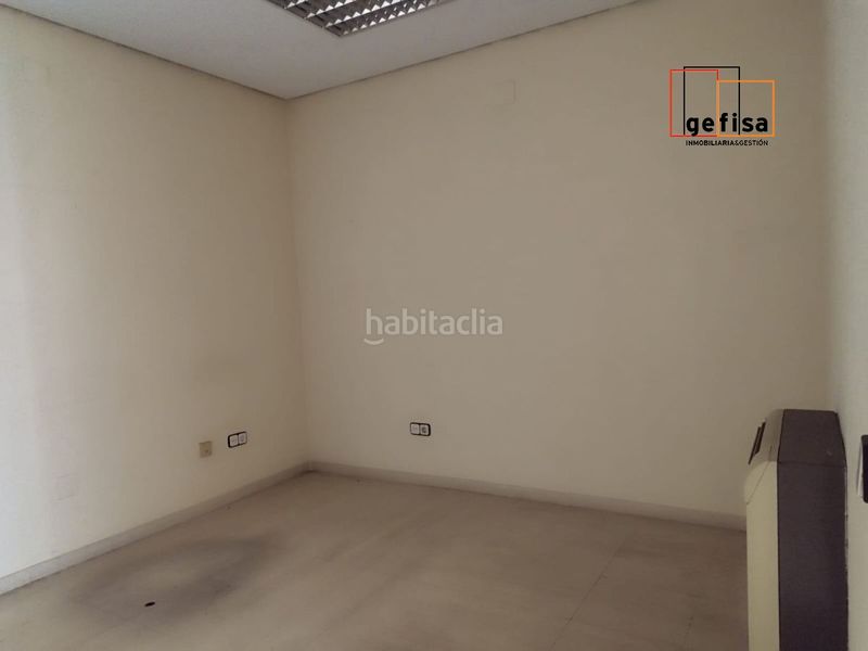 Foto 38fcafcc-4e4e-4496-a9bd-c2c34bef4af5. Local comercial a Valdepeñas