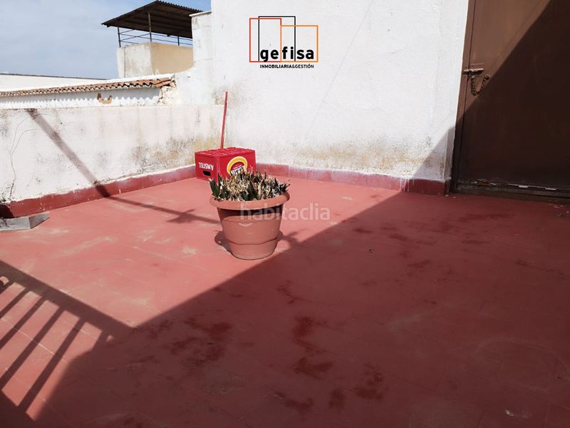 Foto b6f7d0b7-4d18-4d01-bd9e-7aeb9060bc52. Casa amb calefacció aparcament a Valdepeñas