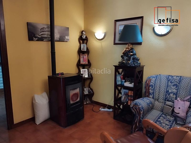 Foto d7f88686-7035-4ce5-be96-25ce78694a21. Casa amb calefacció aparcament a Valdepeñas