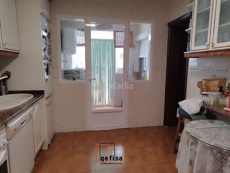 Foto e76533df-3ec2-4ad4-9886-73b5a608e38d. Casa amb calefacció aparcament a Valdepeñas