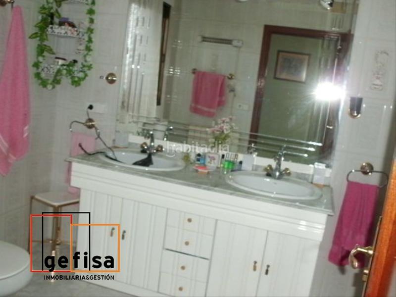 Foto 46968a8f-5661-4ebf-8b97-6763f0e0223a. Casa amb aparcament a Valdepeñas