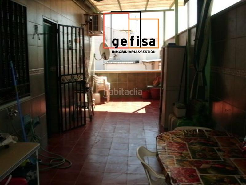 Foto 50df8415-0f9a-45ec-a5ca-4a1461fec25a. Casa amb aparcament a Valdepeñas