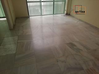 Local commercial à Valdepeñas. Local en venta en seis de junio, 1 dormitorio.