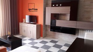 Miete Dachwohnung in Valdepeñas. Atico en alquiler en hospital, 2 dormitorios.