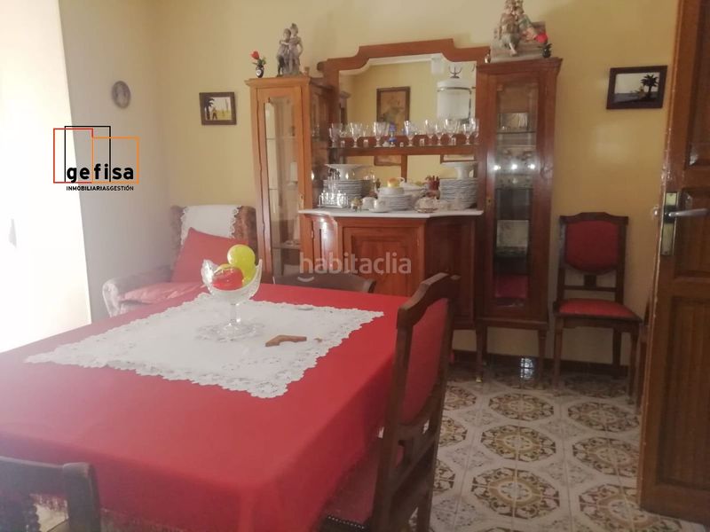 Foto 1f8e065d-05ff-46b6-a173-11c9cb9f0c1e. Casa a Valdepeñas