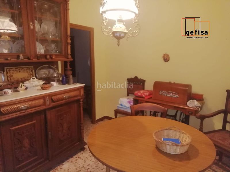 Foto b3bdfdd9-d743-471a-a470-f5168169bb46. Casa a Valdepeñas