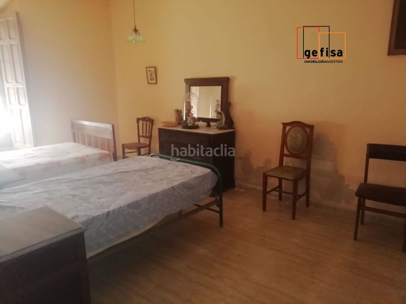 Foto e10b8bbe-80b9-402f-91af-771d085097eb. Casa a Valdepeñas