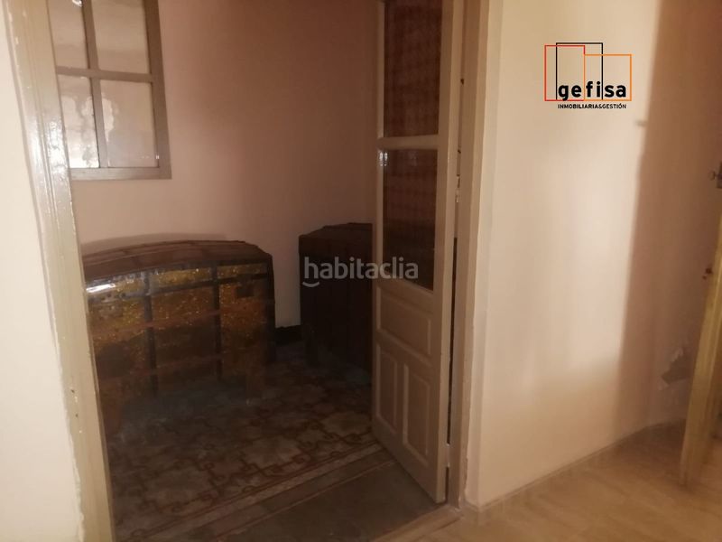 Foto ec0cf87f-7b0d-46e0-a452-5643dc78a601. Casa a Valdepeñas