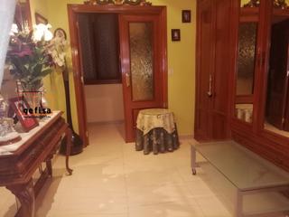 Piso en Valdepeñas. Piso en venta en centro, 4 dormitorios.