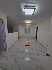 Pis en Valdepe�as. Piso en venta en hospital, 3 dormitorios.