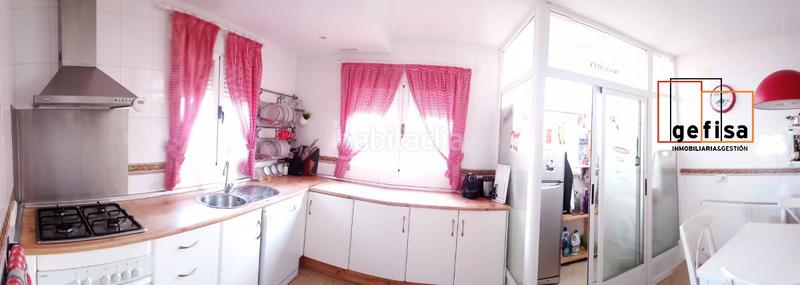 Foto ba90d628-8859-4166-8266-d3a3674a9856. Chalet pareado en venta en sabeco, 4 dormitorios. en Valdepeñas