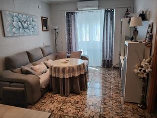 Maison à Valdepeñas. Casa en venta en buena, 4 dormitorios.