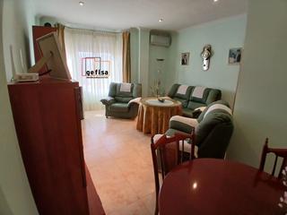 Casa in Valdepeñas. Casa en venta en virgen de la cabeza, 4 dormitorios.
