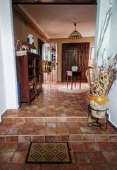 Casa a Valdepeñas. Casa en venta en buena, 6 dormitorios.