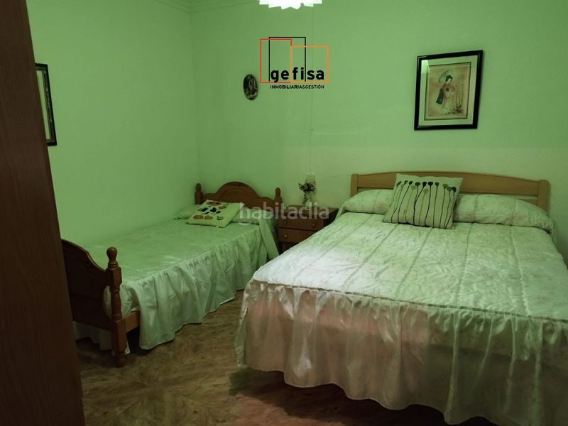 Foto c67446d7-ade8-4034-bf13-520687b0bbf3. Casa a Valdepeñas