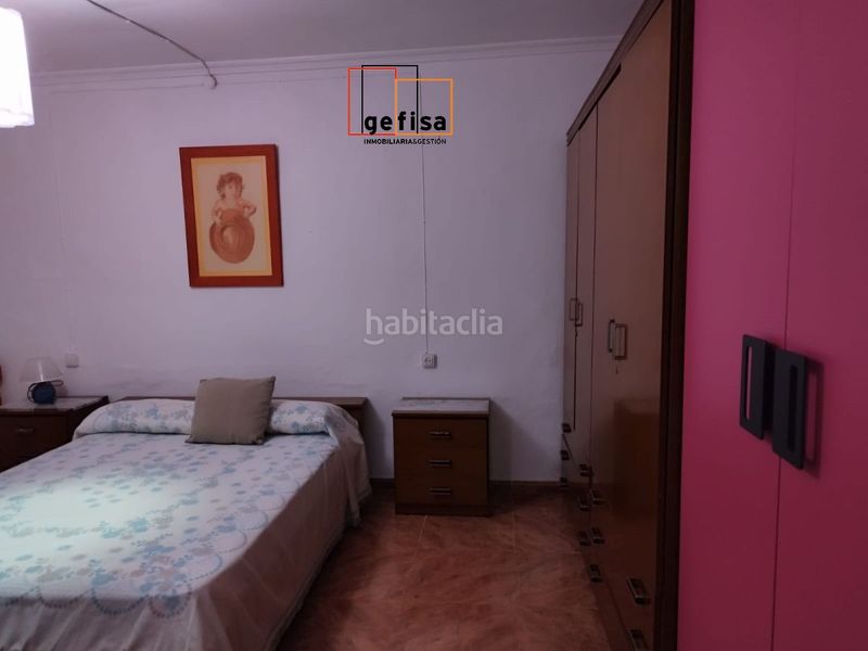 Foto f4697ce2-4b97-44ea-b32c-4de9c503f7ba. Casa a Valdepeñas