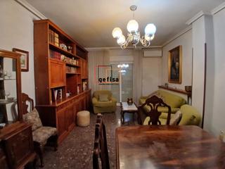 Appartement à Valdepeñas. Piso en venta en centro, 4 dormitorios.