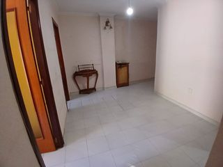 Flat in Valdepeñas. Piso en venta en centro, 5 dormitorios.
