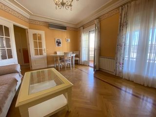 Appartement à Valdepeñas. Piso en venta en centro, 3 dormitorios.