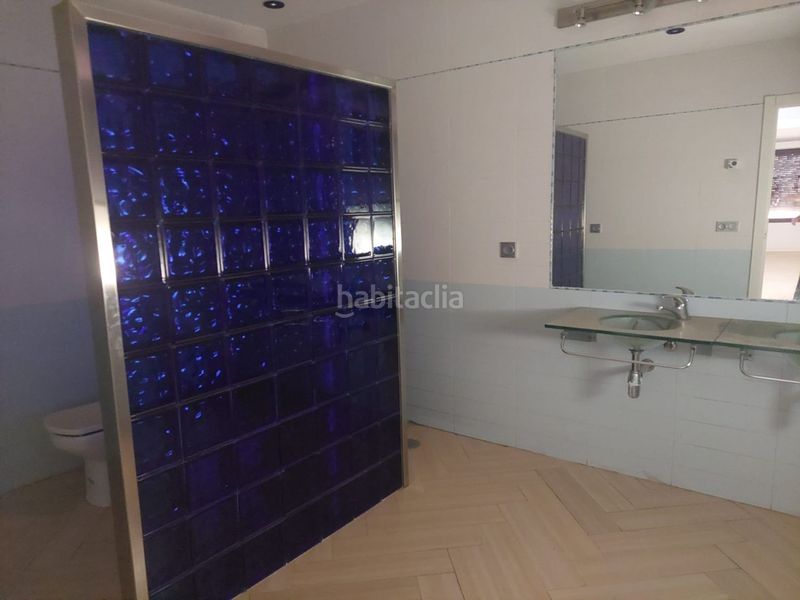 Foto 0e9343f4-18c1-4828-8095-b86675faa727. Casa amb calefacció aparcament a Valdepeñas