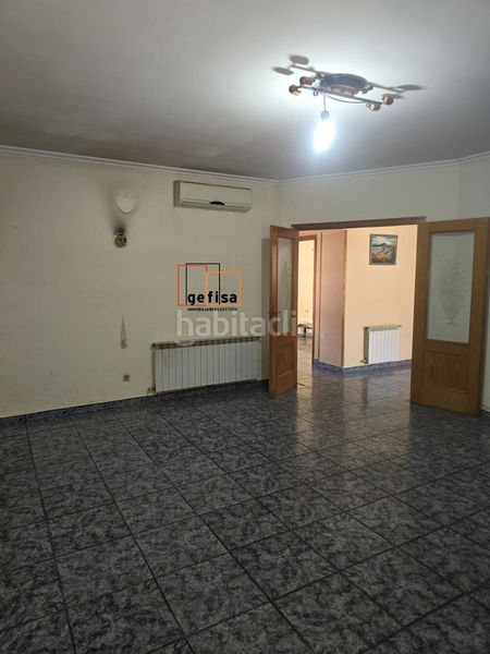 Foto 3ba65e22-8288-4009-aec3-50cb9ba0833c. Casa  en venta en nacional iv, 3 dormitorios. en Valdepeñas