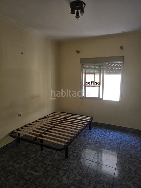 Foto 3c790318-f19c-4d30-8781-ae0b9ad7348f. Casa  en venta en nacional iv, 3 dormitorios. en Valdepeñas