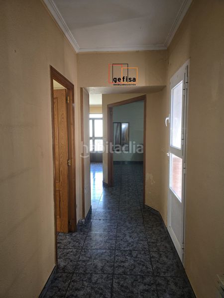 Foto 4f4ac2d6-1732-44fd-9f4c-df3be22a1bfe. Casa  en venta en nacional iv, 3 dormitorios. en Valdepeñas