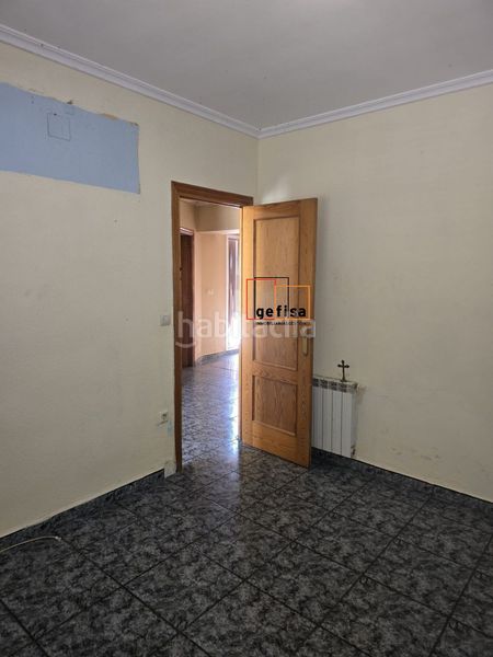Foto 79075912-74cf-4e36-98e8-8e499e20936b. Casa  en venta en nacional iv, 3 dormitorios. en Valdepeñas