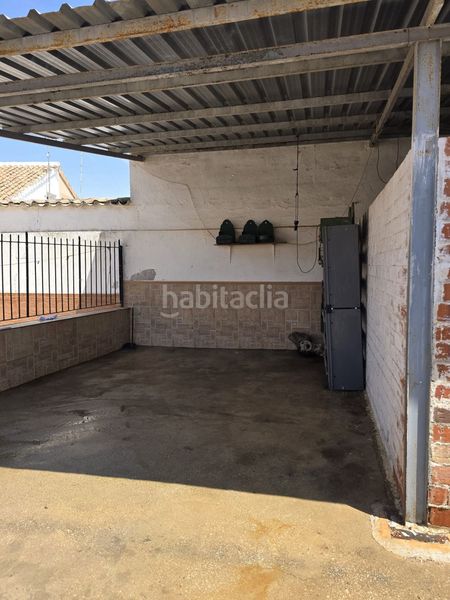 Foto af1f63aa-33f1-4012-9226-436c40ae27f9. Casa  en venta en nacional iv, 3 dormitorios. en Valdepeñas