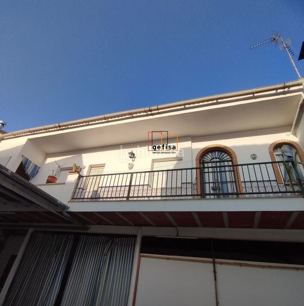 Foto 1b9e8be1-534f-41b9-87d7-cd9ef00677ea. Casa  en venta en centro salud, 7 dormitorios. en Valdepeñas